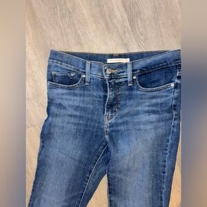 Levi’s shaping bootcut 29